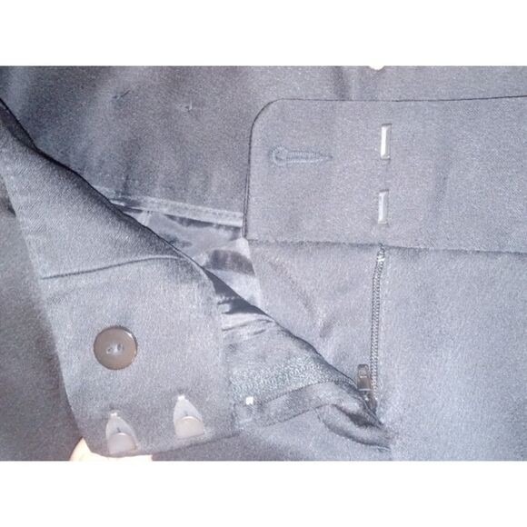 Express 2R High Waisted Pleated Tapered Pant Black - Picture 6 of 8